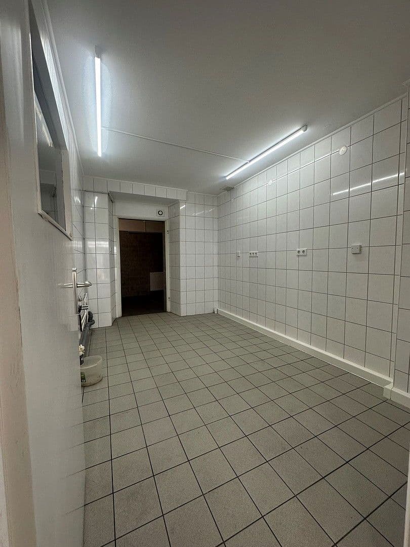 Pronájem nebytového prostoru 90 m², Antoniterstr. 54, Alzey, Porýní-Falc Pronájem nebytového prostoru 90 m², Antoniterstr. 54, Alzey, Porýní-Falc