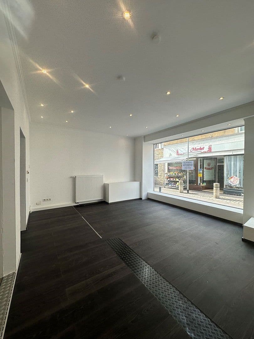 Pronájem nebytového prostoru 90 m², Antoniterstr. 54, Alzey, Porýní-Falc Pronájem nebytového prostoru 90 m², Antoniterstr. 54, Alzey, Porýní-Falc