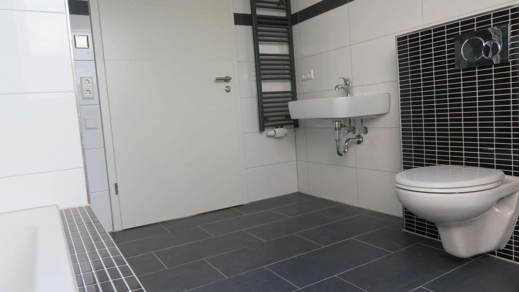 Pronájem bytu 4+1 110 m², Gartenstraße 20, Bad Rappenau, Bádensko-Württembersko Pronájem bytu 4+1 110 m², Gartenstraße 20, Bad Rappenau, Bádensko-Württembersko