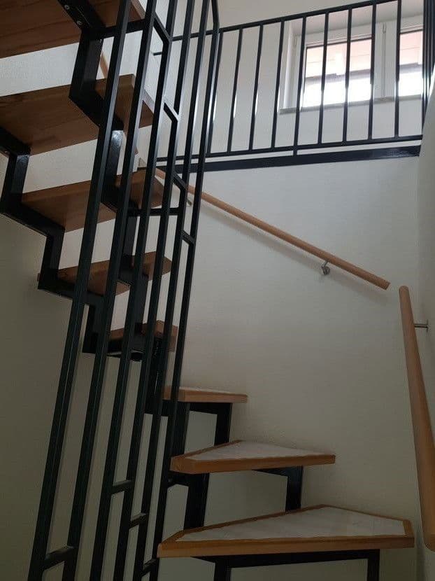 Pronájem bytu 4+1 110 m², Gartenstraße 20, Bad Rappenau, Bádensko-Württembersko Pronájem bytu 4+1 110 m², Gartenstraße 20, Bad Rappenau, Bádensko-Württembersko