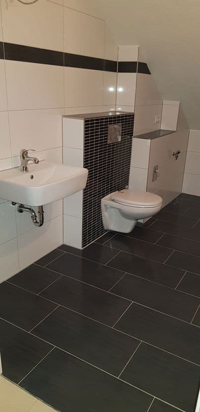 Pronájem bytu 4+1 110 m², Gartenstraße 20, Bad Rappenau, Bádensko-Württembersko Pronájem bytu 4+1 110 m², Gartenstraße 20, Bad Rappenau, Bádensko-Württembersko