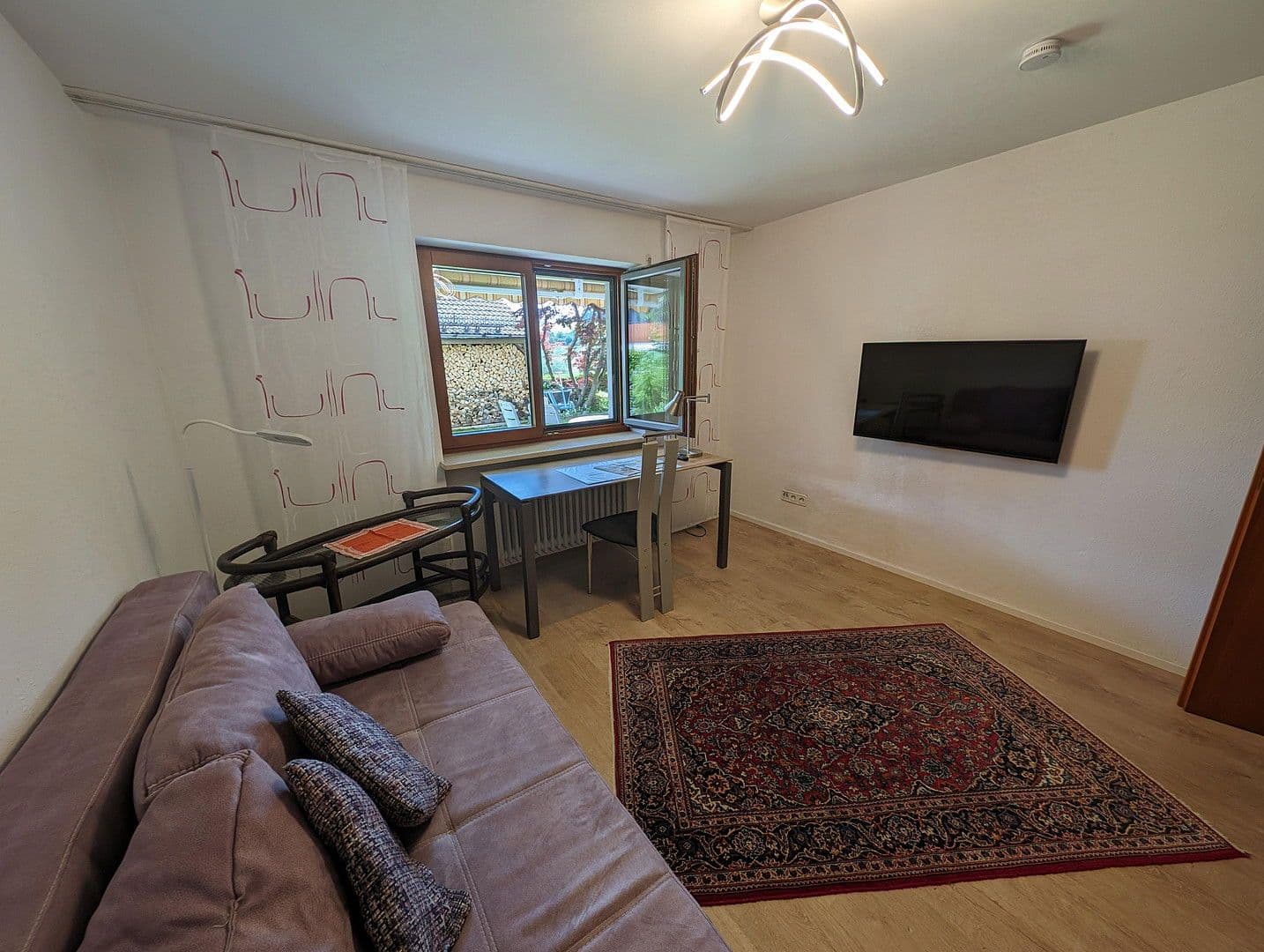 Pronájem bytu 2+kk 50 m², Ulm, Bádensko-Württembersko Pronájem bytu 2+kk 50 m², Ulm, Bádensko-Württembersko