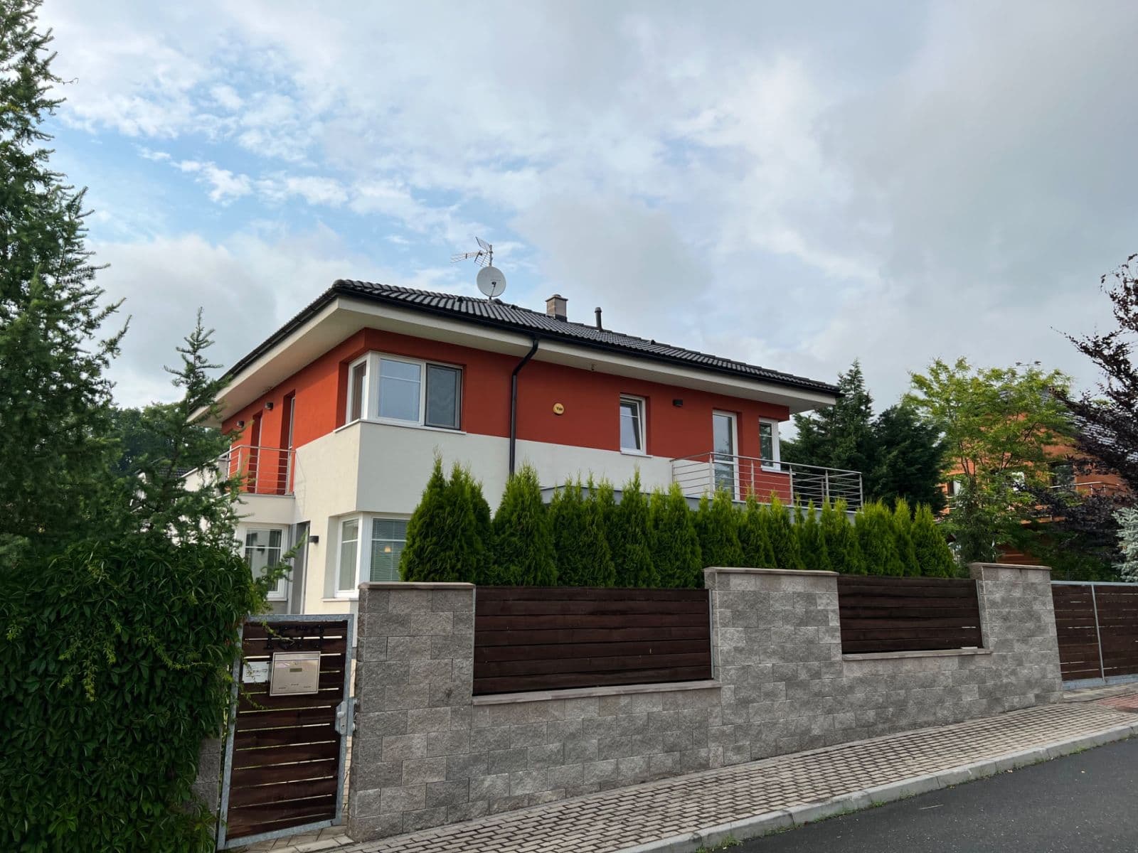 Prodej domu 220 m², pozemek 1.000 m², Vavřinecká, Kolín, Středočeský kraj Prodej domu 220 m², pozemek 1.000 m², Vavřinecká, Kolín, Středočeský kraj