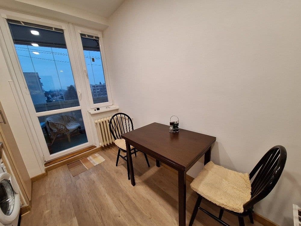 Pronájem bytu 3+1 84 m², Čajkovského, Hradec Králové, Královéhradecký kraj Pronájem bytu 3+1 84 m², Čajkovského, Hradec Králové, Královéhradecký kraj