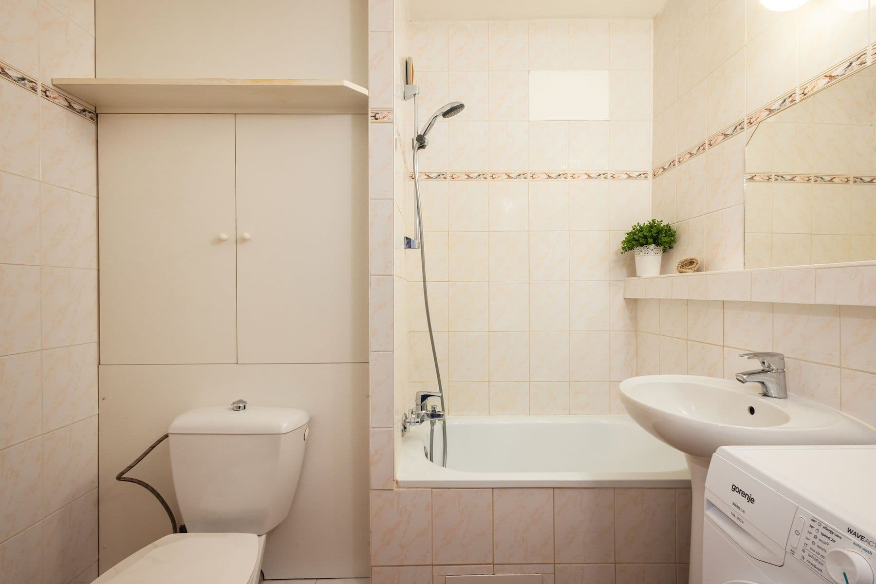 Prodej bytu 1+1 38 m², Přádova, Praha, Praha Prodej bytu 1+1 38 m², Přádova, Praha, Praha