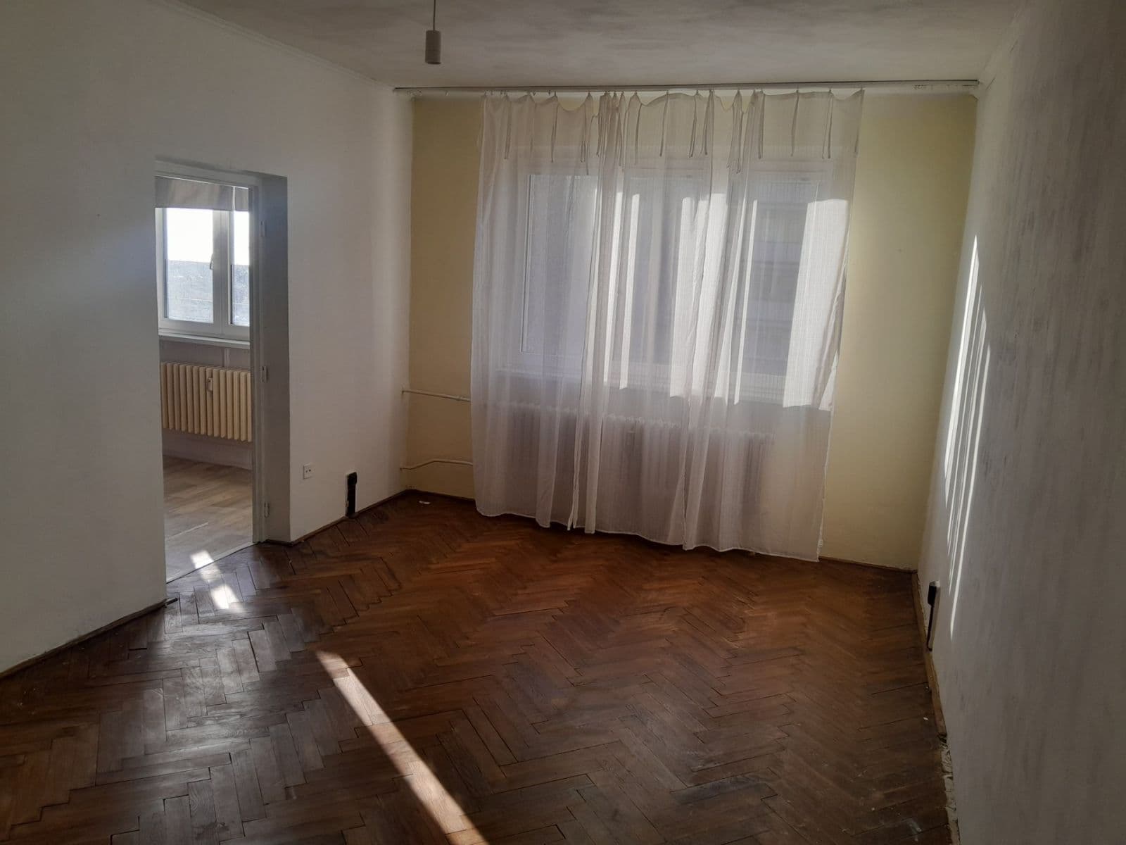 Prodej bytu 2+1 62 m², Pařížská, Kladno, Středočeský kraj Prodej bytu 2+1 62 m², Pařížská, Kladno, Středočeský kraj