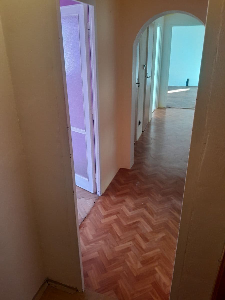 Prodej bytu 2+1 62 m², Pařížská, Kladno, Středočeský kraj Prodej bytu 2+1 62 m², Pařížská, Kladno, Středočeský kraj