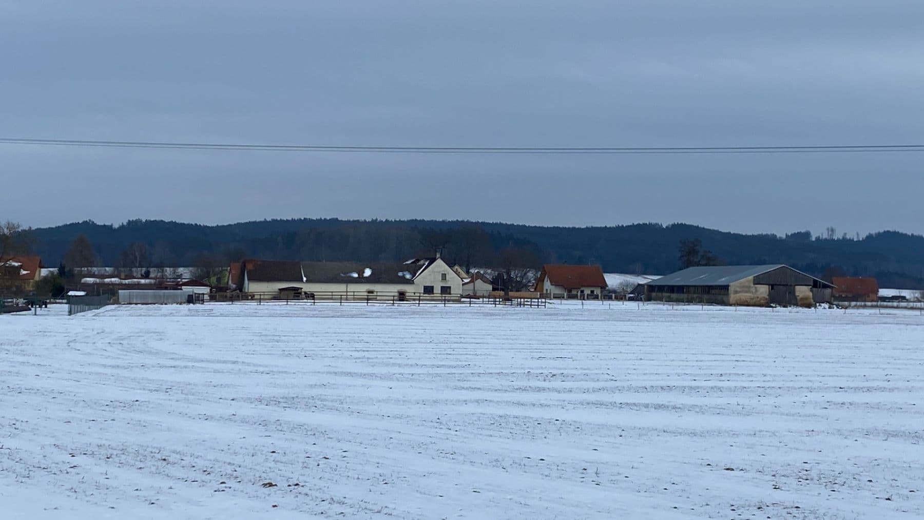 Prodej domu 1.577 m², pozemek 27.215 m², Pluhův Žďár, Jihočeský kraj Prodej domu 1.577 m², pozemek 27.215 m², Pluhův Žďár, Jihočeský kraj