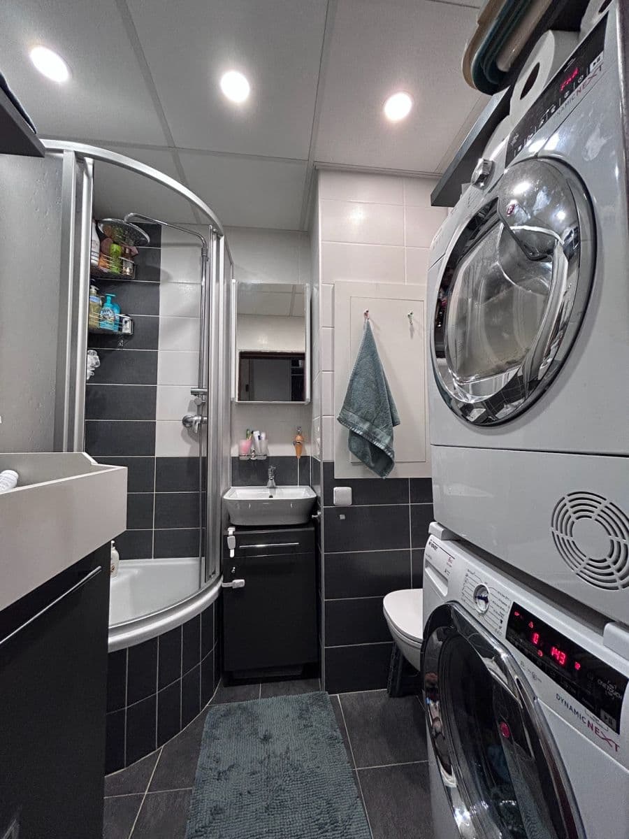 Prodej bytu 2+kk 38 m², Bítovská, Praha, Praha Prodej bytu 2+kk 38 m², Bítovská, Praha, Praha