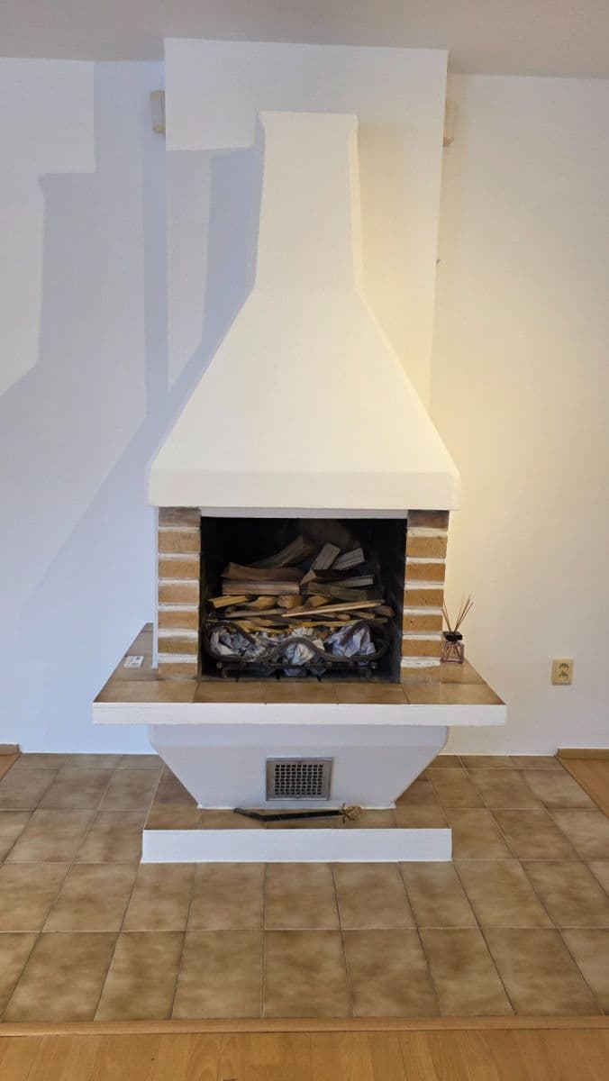 Pronájem domu 365 m², pozemek 600 m², V Březinkách, Praha, Praha Pronájem domu 365 m², pozemek 600 m², V Březinkách, Praha, Praha