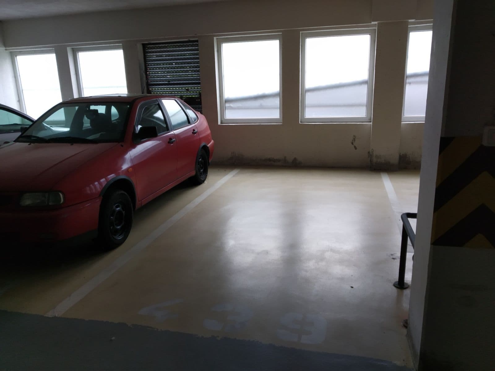 Pronájem garáže 16 m², Praha, Praha Pronájem garáže 16 m², Praha, Praha