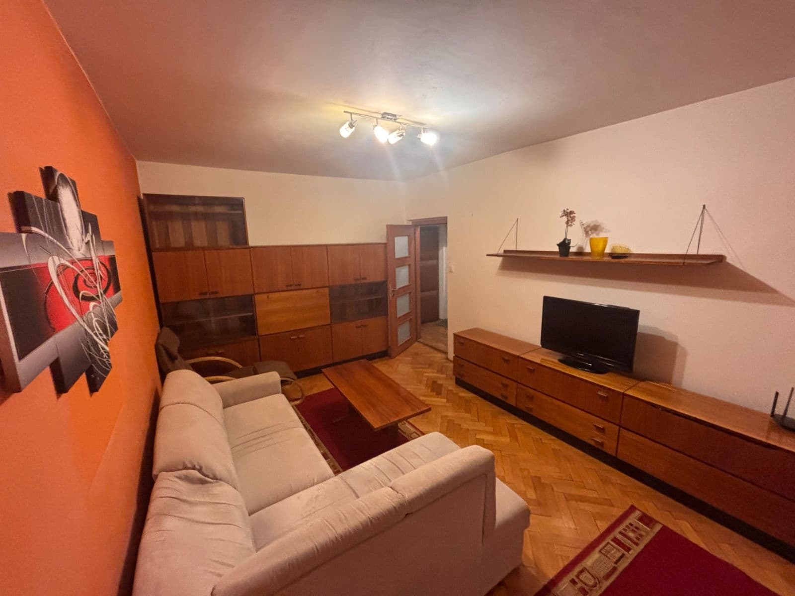 Pronájem bytu 2+1 55 m², Alžírská, Praha, Praha Pronájem bytu 2+1 55 m², Alžírská, Praha, Praha