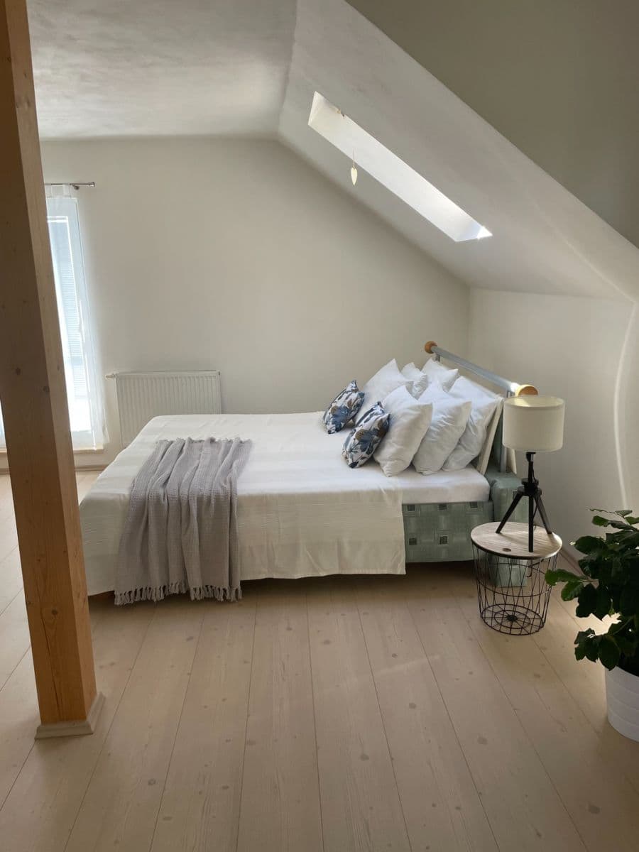 Prodej domu 200 m², pozemek 1.283 m², Boční, Nučice, Středočeský kraj Prodej domu 200 m², pozemek 1.283 m², Boční, Nučice, Středočeský kraj