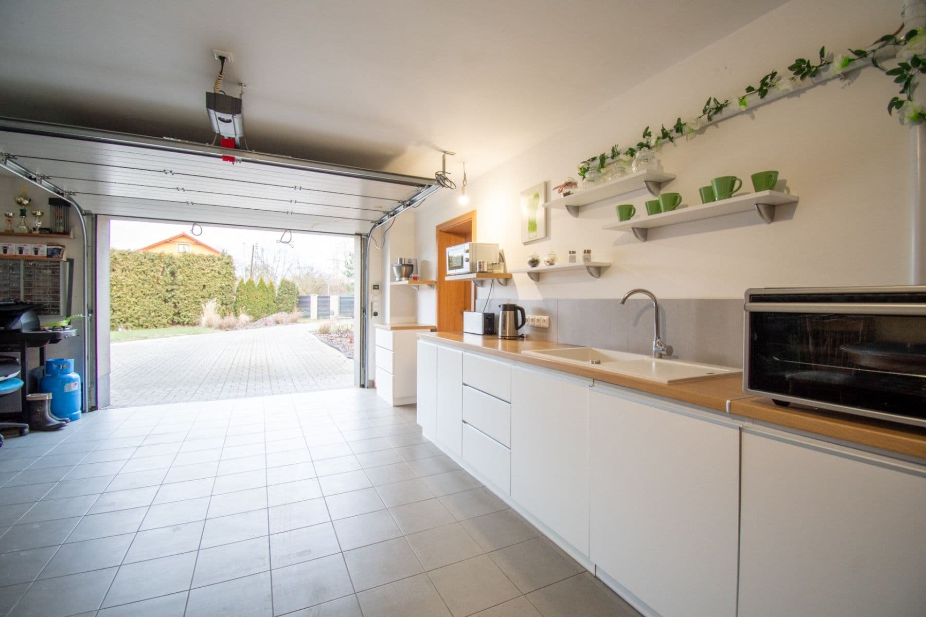 Prodej domu 224 m², pozemek 1.510 m², Račice, Ústecký kraj Prodej domu 224 m², pozemek 1.510 m², Račice, Ústecký kraj