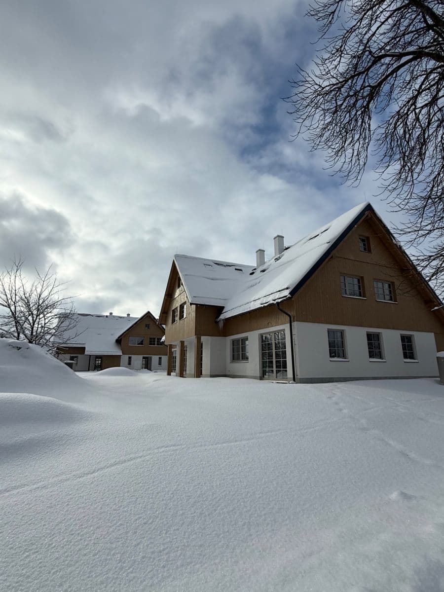 Pronájem domu 200 m², pozemek 2.400 m², Vysoké nad Jizerou, Liberecký kraj Pronájem domu 200 m², pozemek 2.400 m², Vysoké nad Jizerou, Liberecký kraj