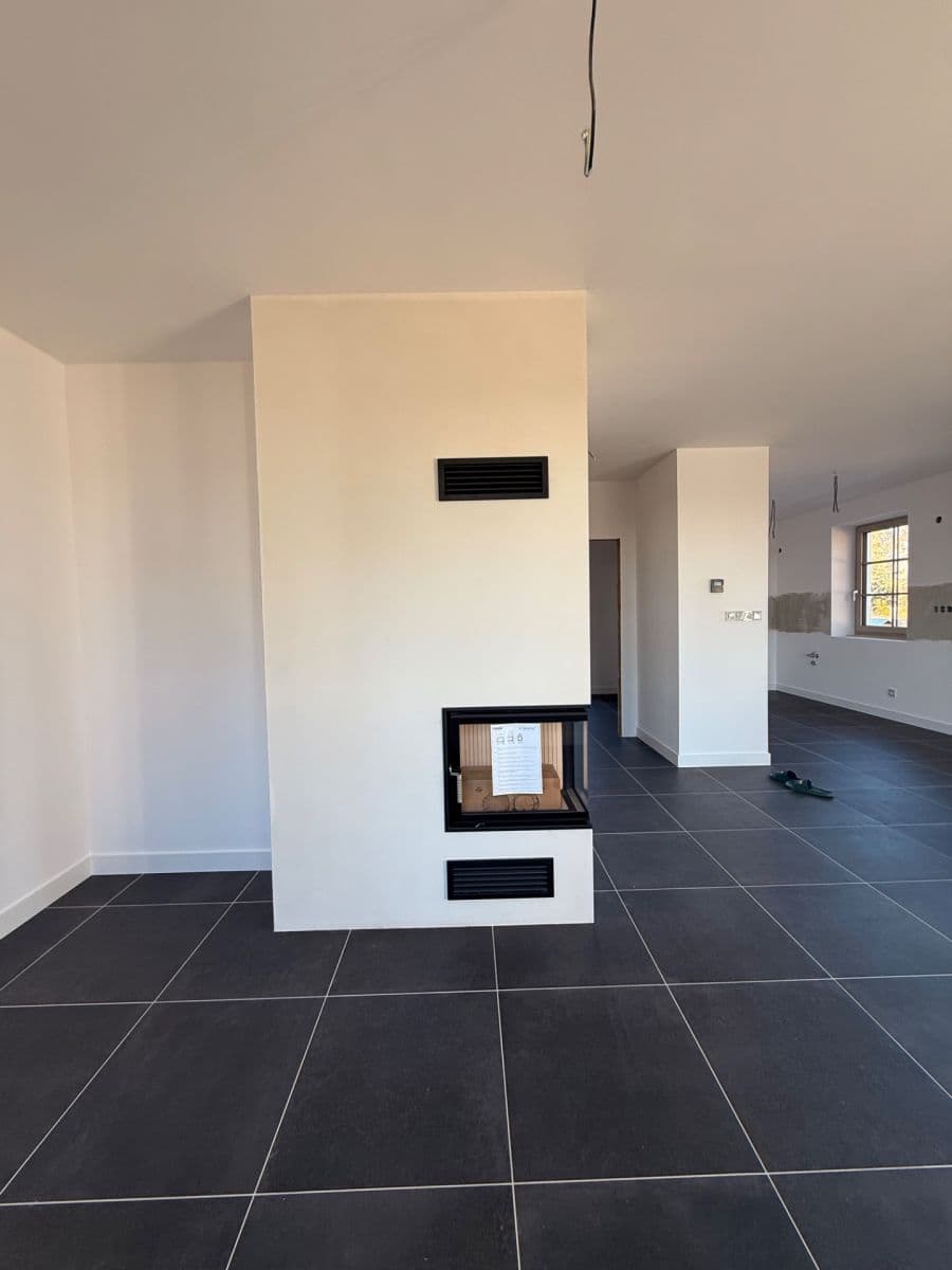 Pronájem domu 200 m², pozemek 2.400 m², Vysoké nad Jizerou, Liberecký kraj Pronájem domu 200 m², pozemek 2.400 m², Vysoké nad Jizerou, Liberecký kraj