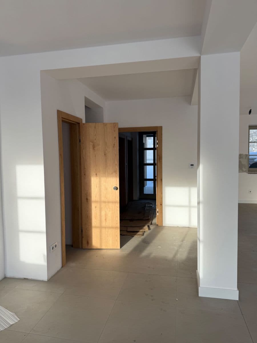 Pronájem domu 200 m², pozemek 2.400 m², Vysoké nad Jizerou, Liberecký kraj Pronájem domu 200 m², pozemek 2.400 m², Vysoké nad Jizerou, Liberecký kraj