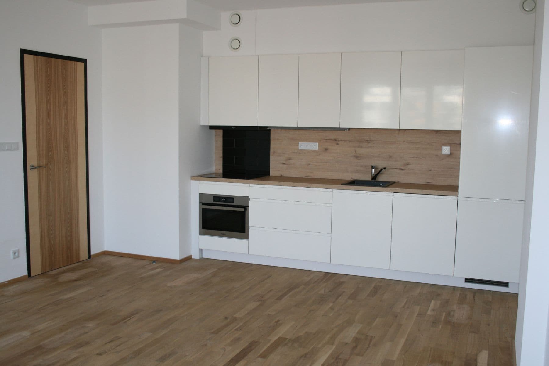 Pronájem bytu 2+kk 52 m², Ambrožova, Praha, Praha Pronájem bytu 2+kk 52 m², Ambrožova, Praha, Praha