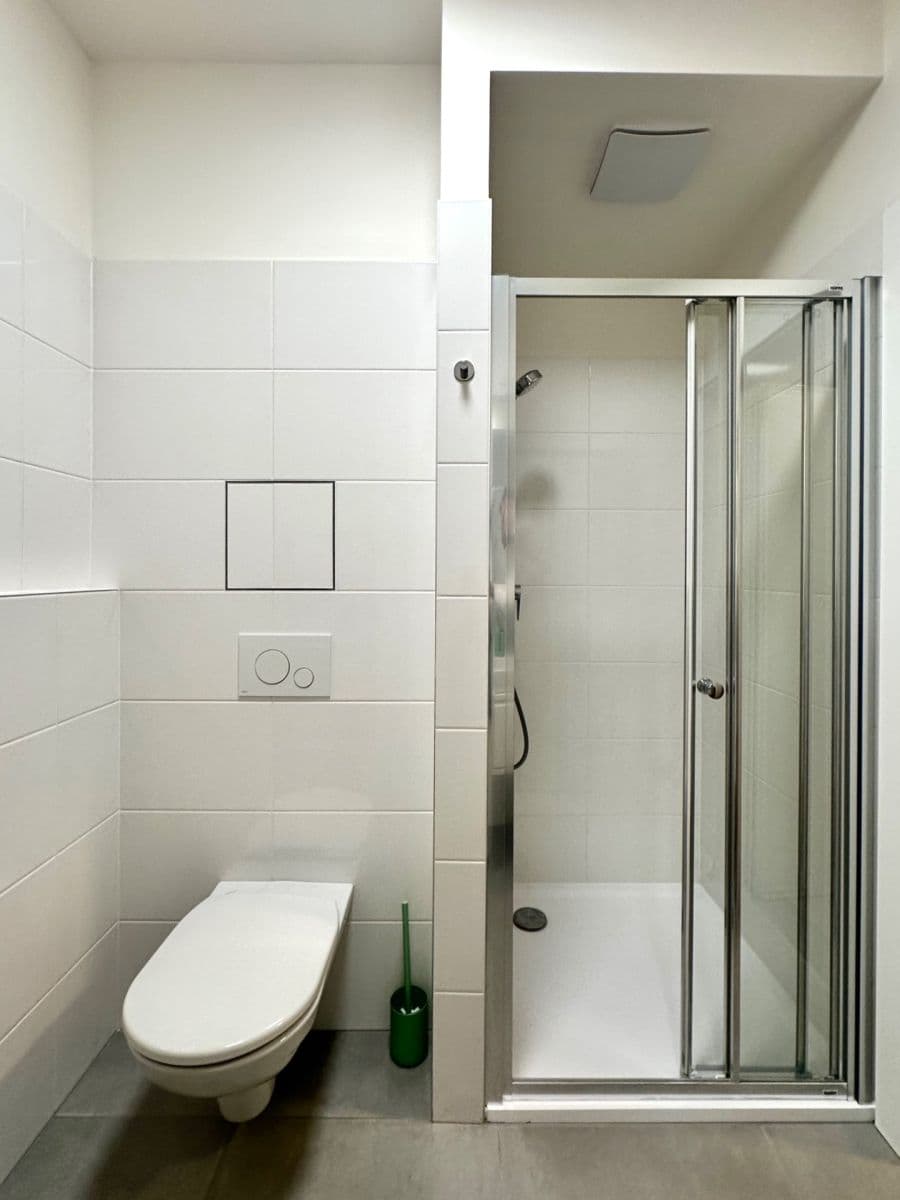 Pronájem bytu 1+kk 31 m², Nad Kolčavkou, Praha, Praha Pronájem bytu 1+kk 31 m², Nad Kolčavkou, Praha, Praha