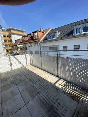 Pronájem bytu 2+1 96 m², Pforzheim, Bádensko-Württembersko Pronájem bytu 2+1 96 m², Pforzheim, Bádensko-Württembersko