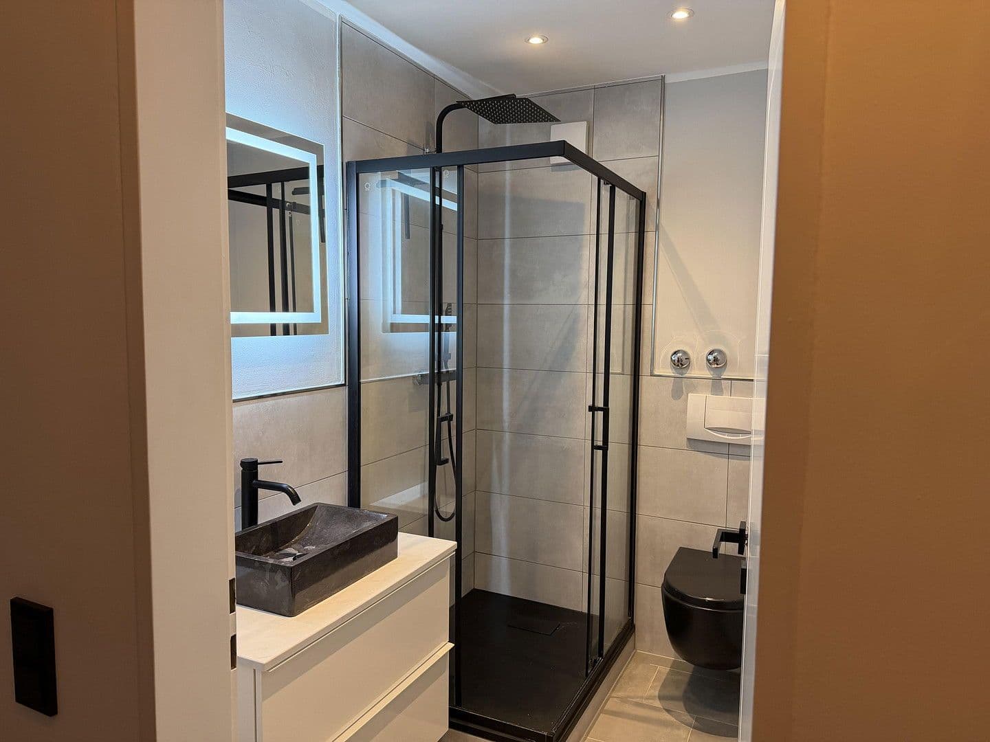 Prodej bytu 2+1 66 m², Kaarst, Severní Porýní-Vestfálsko Prodej bytu 2+1 66 m², Kaarst, Severní Porýní-Vestfálsko