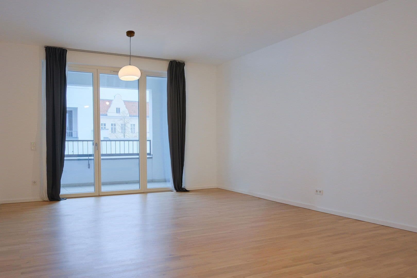 Prodej bytu 1+1 51 m², Wilhelmsaue 32, Berlin, Berlín Prodej bytu 1+1 51 m², Wilhelmsaue 32, Berlin, Berlín