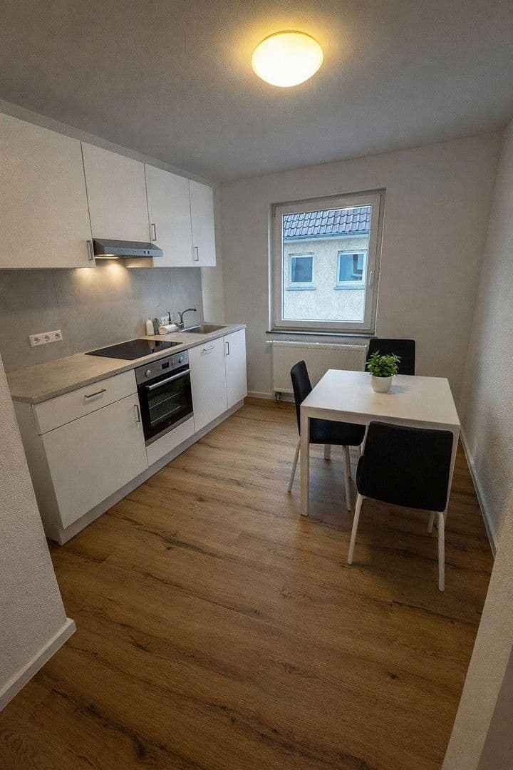 Pronájem bytu 1+1 18 m², Mannheim, Bádensko-Württembersko Pronájem bytu 1+1 18 m², Mannheim, Bádensko-Württembersko