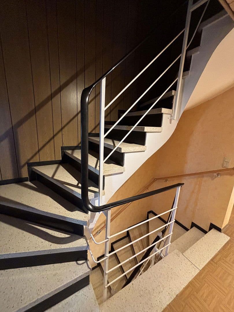 Prodej domu 122 m², pozemek 281 m², Wendlingen am Neckar, Bádensko-Württembersko Prodej domu 122 m², pozemek 281 m², Wendlingen am Neckar, Bádensko-Württembersko