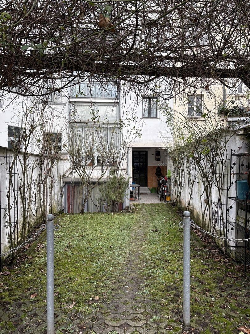 Prodej domu 230 m², pozemek 140 m², Bonn, Severní Porýní-Vestfálsko Prodej domu 230 m², pozemek 140 m², Bonn, Severní Porýní-Vestfálsko