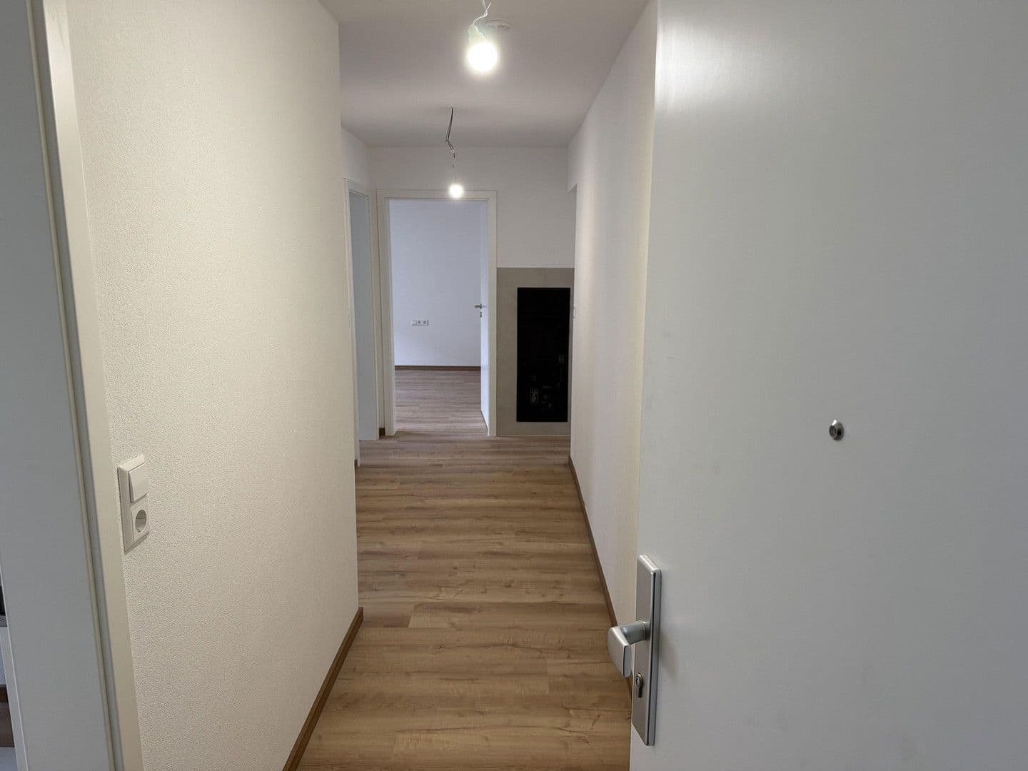 Pronájem bytu 3+1 68 m², Hirsauerstr. 24, Ludwigsburg, Bádensko-Württembersko Pronájem bytu 3+1 68 m², Hirsauerstr. 24, Ludwigsburg, Bádensko-Württembersko