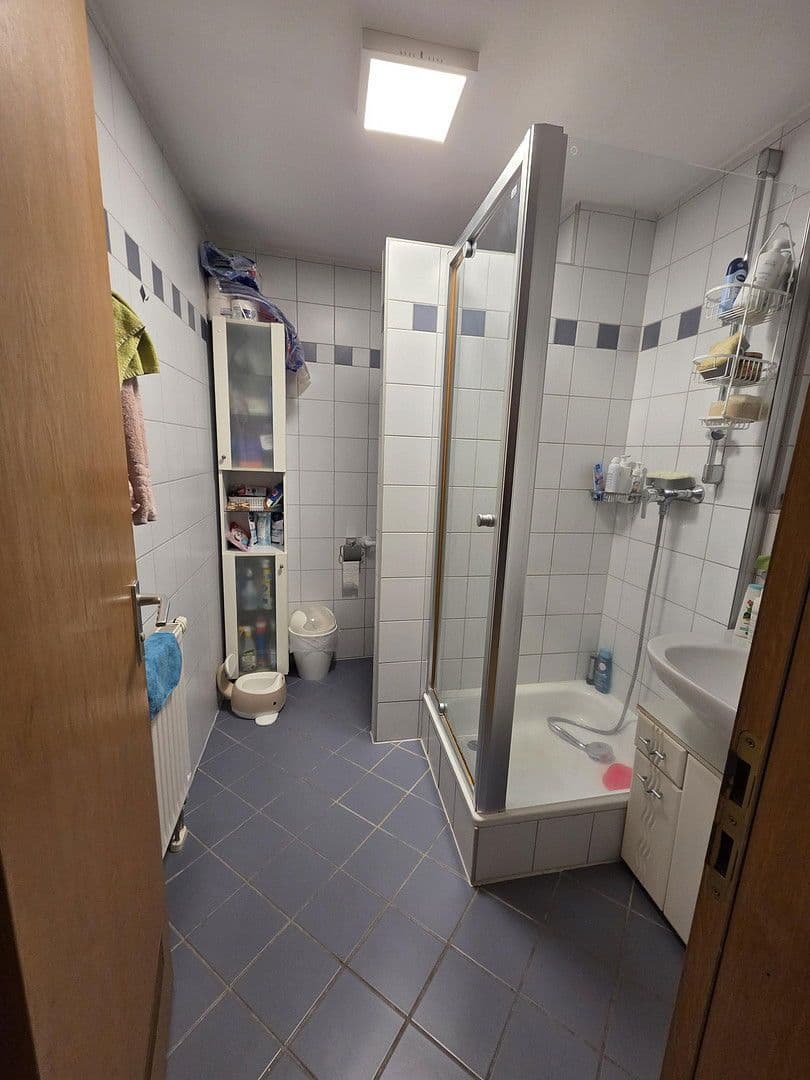 Pronájem bytu 2+1 60 m², Walter-Gropius-Str. 3, Reutlingen, Bádensko-Württembersko Pronájem bytu 2+1 60 m², Walter-Gropius-Str. 3, Reutlingen, Bádensko-Württembersko