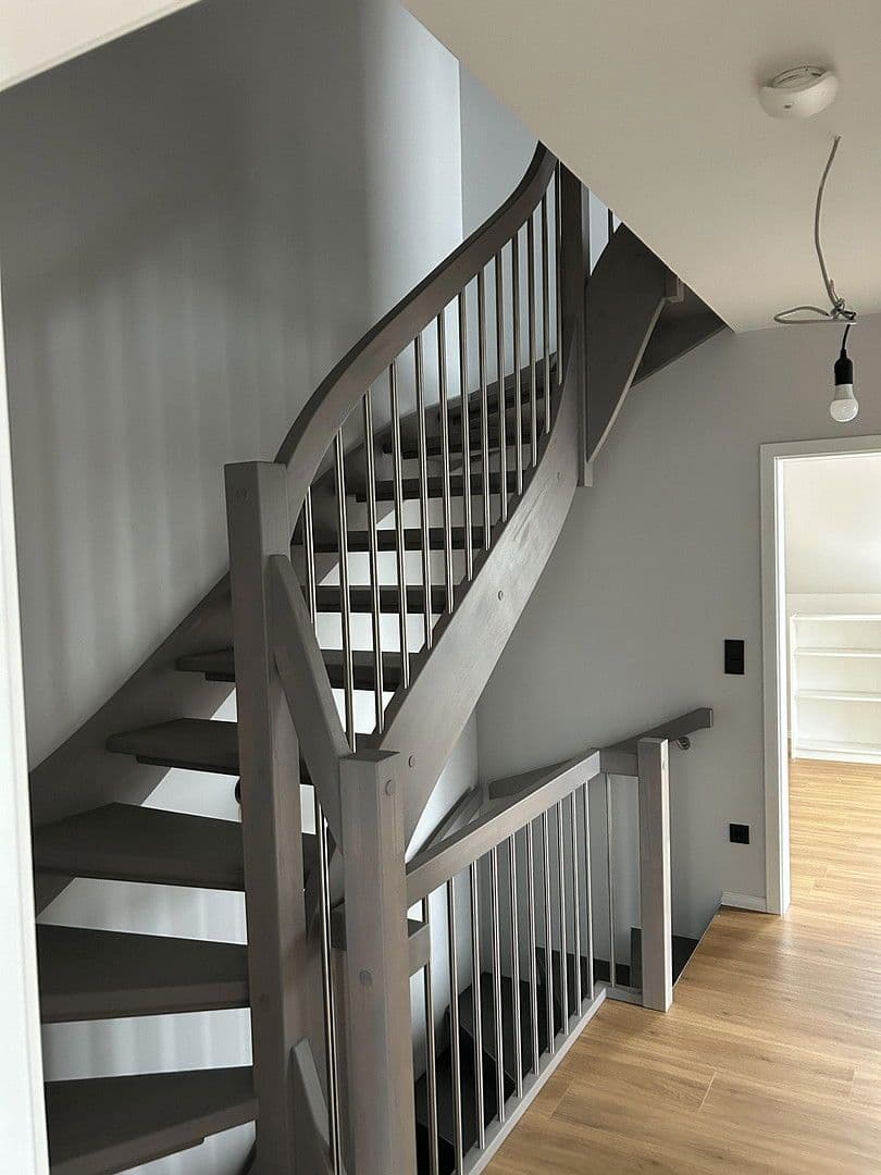 Prodej domu 100 m², pozemek 180 m², Rellingen, Šlesvicko-Holštýnsko Prodej domu 100 m², pozemek 180 m², Rellingen, Šlesvicko-Holštýnsko