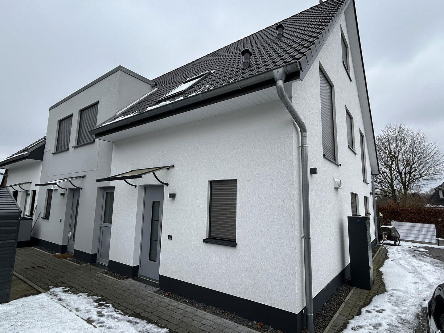 Prodej domu 100 m², pozemek 180 m², Rellingen, Šlesvicko-Holštýnsko Prodej domu 100 m², pozemek 180 m², Rellingen, Šlesvicko-Holštýnsko