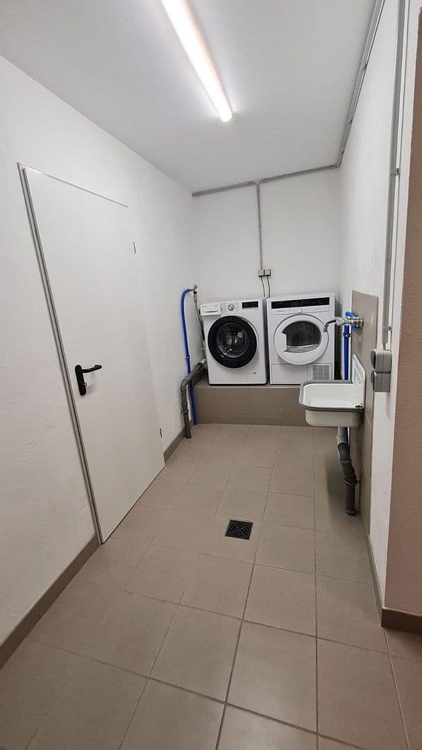 Prodej domu 138 m², pozemek 231 m², Karlsruhe, Bádensko-Württembersko Prodej domu 138 m², pozemek 231 m², Karlsruhe, Bádensko-Württembersko