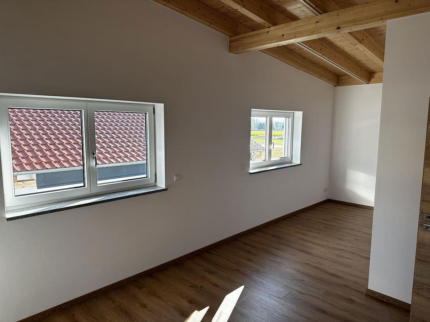 Pronájem domu 130 m², pozemek 337 m², Winzer, Bavorsko Pronájem domu 130 m², pozemek 337 m², Winzer, Bavorsko