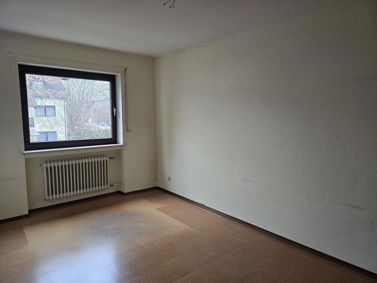 Prodej domu 151 m², pozemek 260 m², Karl-Valentin-Straße 3, Karlsfeld, Bavorsko Prodej domu 151 m², pozemek 260 m², Karl-Valentin-Straße 3, Karlsfeld, Bavorsko