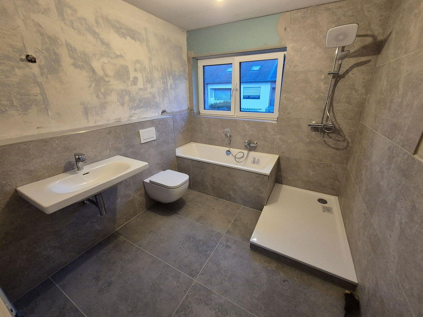 Pronájem domu 200 m², pozemek 315 m², Braunsstraße 41, Mönchengladbach, Severní Porýní-Vestfálsko Pronájem domu 200 m², pozemek 315 m², Braunsstraße 41, Mönchengladbach, Severní Porýní-Vestfálsko