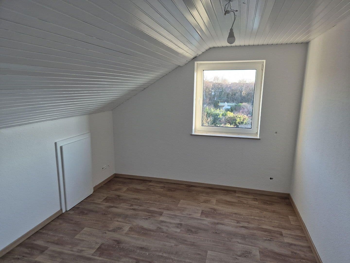 Pronájem domu 200 m², pozemek 315 m², Braunsstraße 41, Mönchengladbach, Severní Porýní-Vestfálsko Pronájem domu 200 m², pozemek 315 m², Braunsstraße 41, Mönchengladbach, Severní Porýní-Vestfálsko