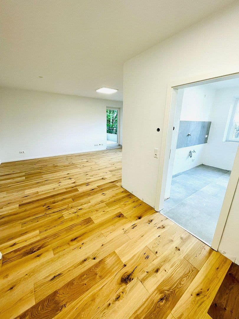 Pronájem bytu 2+1 72 m², Grundstraße 24, Wuppertal, Severní Porýní-Vestfálsko Pronájem bytu 2+1 72 m², Grundstraße 24, Wuppertal, Severní Porýní-Vestfálsko