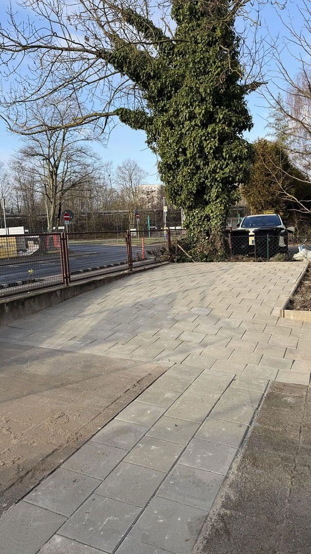 Pronájem garáže, Heddernheimer Landstraße 148A, Frankfurt am Main, Hessen Pronájem garáže, Heddernheimer Landstraße 148A, Frankfurt am Main, Hessen