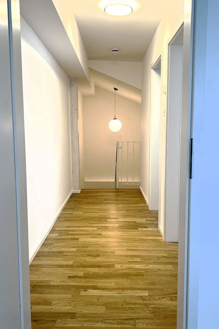 Pronájem bytu 4+1 77 m², Walramstraße 2, Wiesbaden, Hessen Pronájem bytu 4+1 77 m², Walramstraße 2, Wiesbaden, Hessen