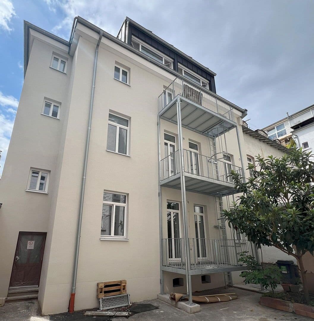 Pronájem bytu 4+1 77 m², Walramstraße 2, Wiesbaden, Hessen Pronájem bytu 4+1 77 m², Walramstraße 2, Wiesbaden, Hessen
