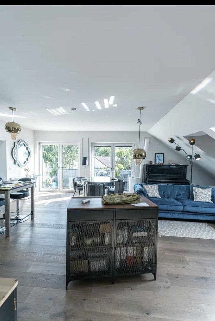 Pronájem bytu 2+kk 74 m², Ebersberger Straße 15, Schwaberwegen, Bavorsko Pronájem bytu 2+kk 74 m², Ebersberger Straße 15, Schwaberwegen, Bavorsko