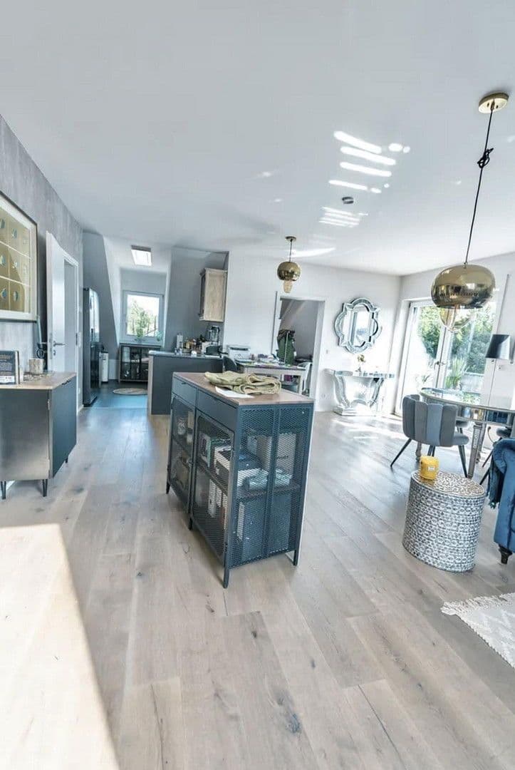 Pronájem bytu 2+kk 74 m², Ebersberger Straße 15, Schwaberwegen, Bavorsko Pronájem bytu 2+kk 74 m², Ebersberger Straße 15, Schwaberwegen, Bavorsko