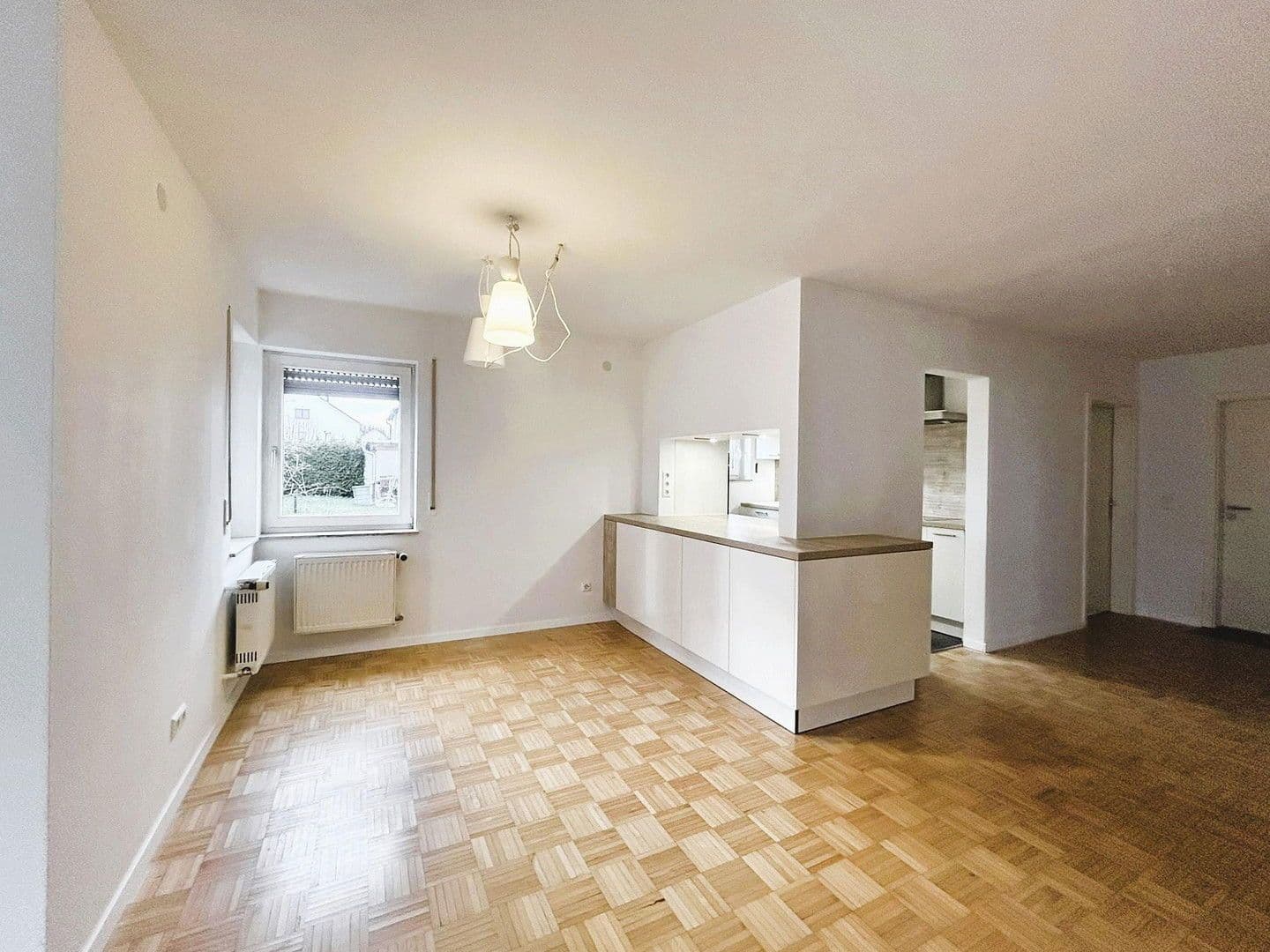 Pronájem bytu 3+kk 83 m², Laichingen, Bádensko-Württembersko Pronájem bytu 3+kk 83 m², Laichingen, Bádensko-Württembersko