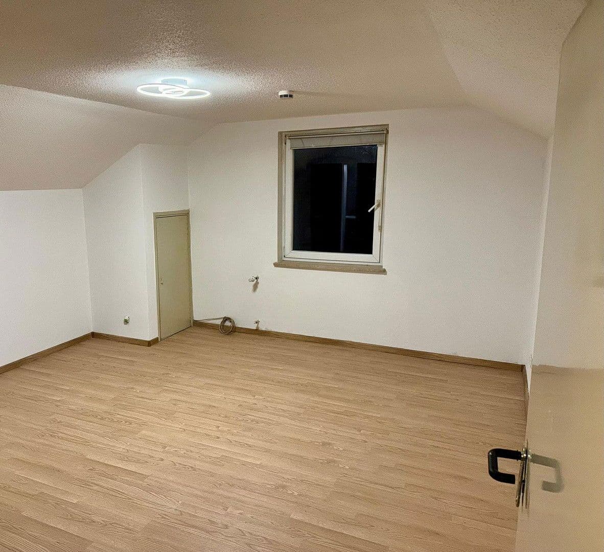 Pronájem bytu 1+1 27 m², Kelheim, Bavorsko Pronájem bytu 1+1 27 m², Kelheim, Bavorsko