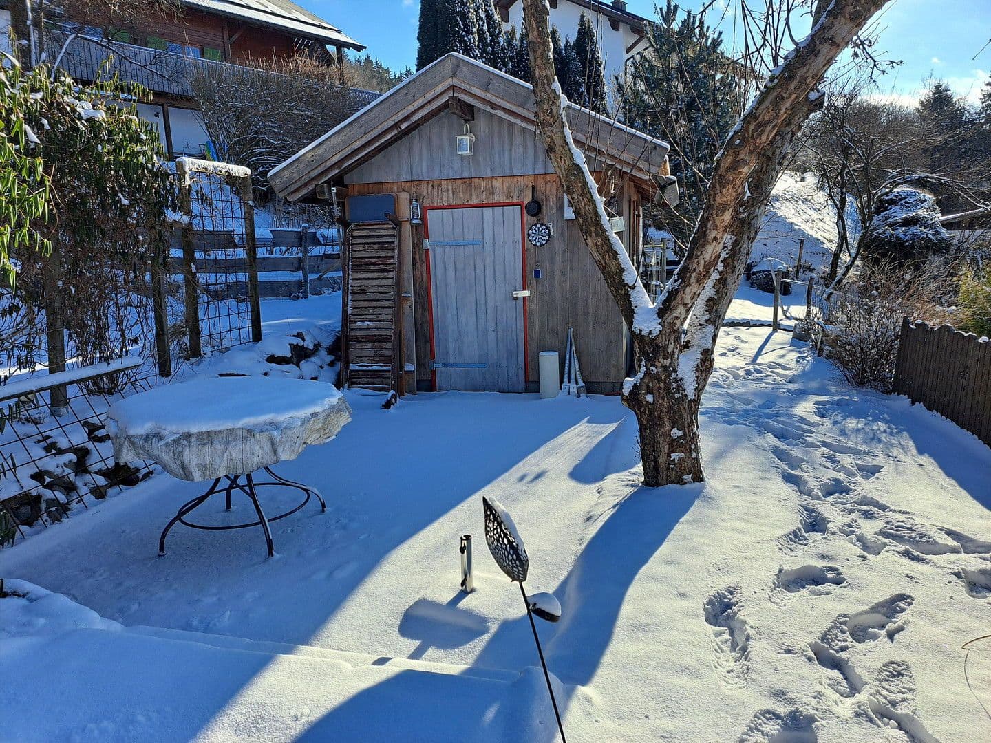 Prodej domu 293 m², pozemek 1.063 m², Ronsberg, Bavorsko Prodej domu 293 m², pozemek 1.063 m², Ronsberg, Bavorsko