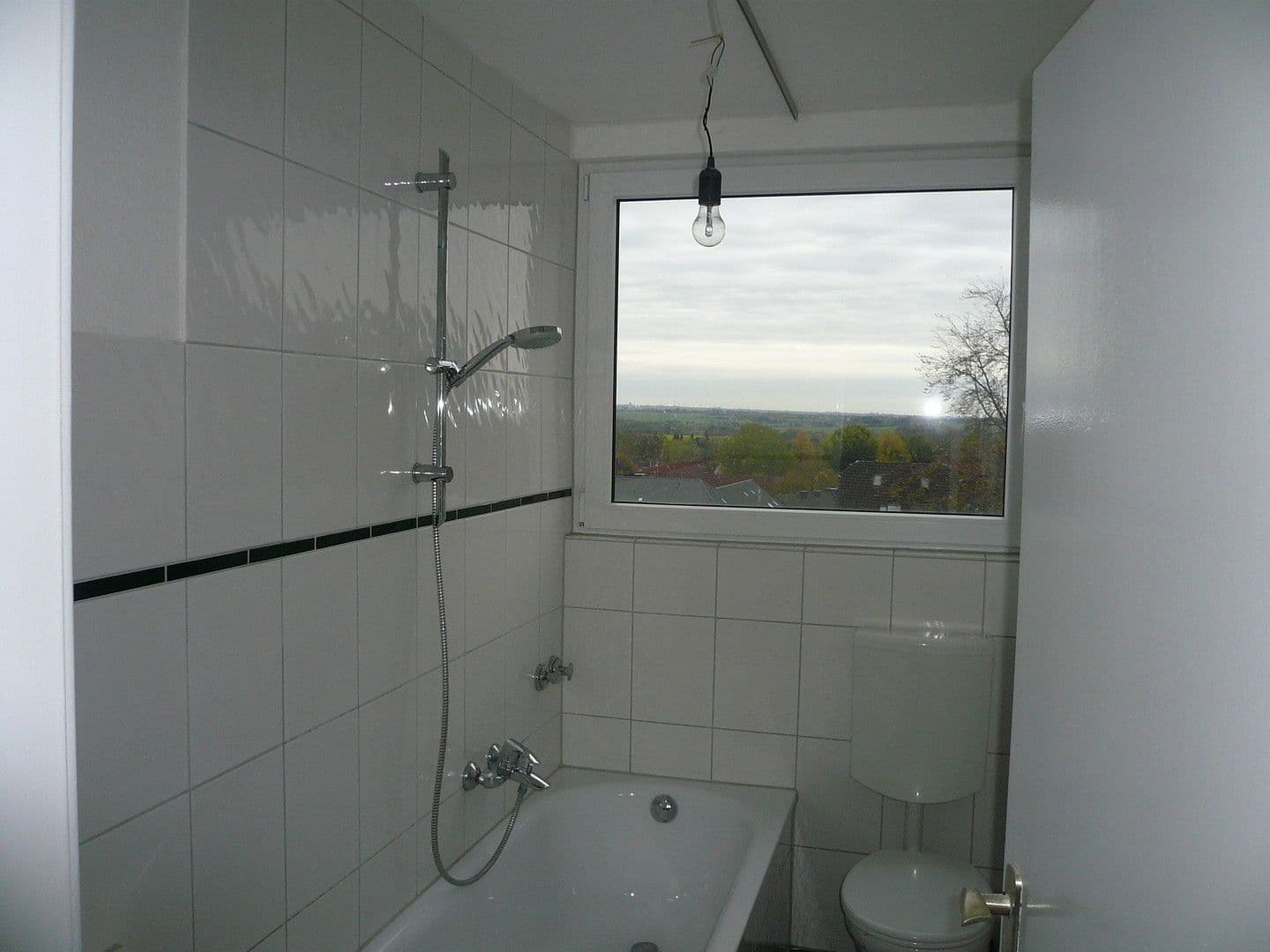 Pronájem bytu 2+1 71 m², Heiligenhaus, Severní Porýní-Vestfálsko Pronájem bytu 2+1 71 m², Heiligenhaus, Severní Porýní-Vestfálsko