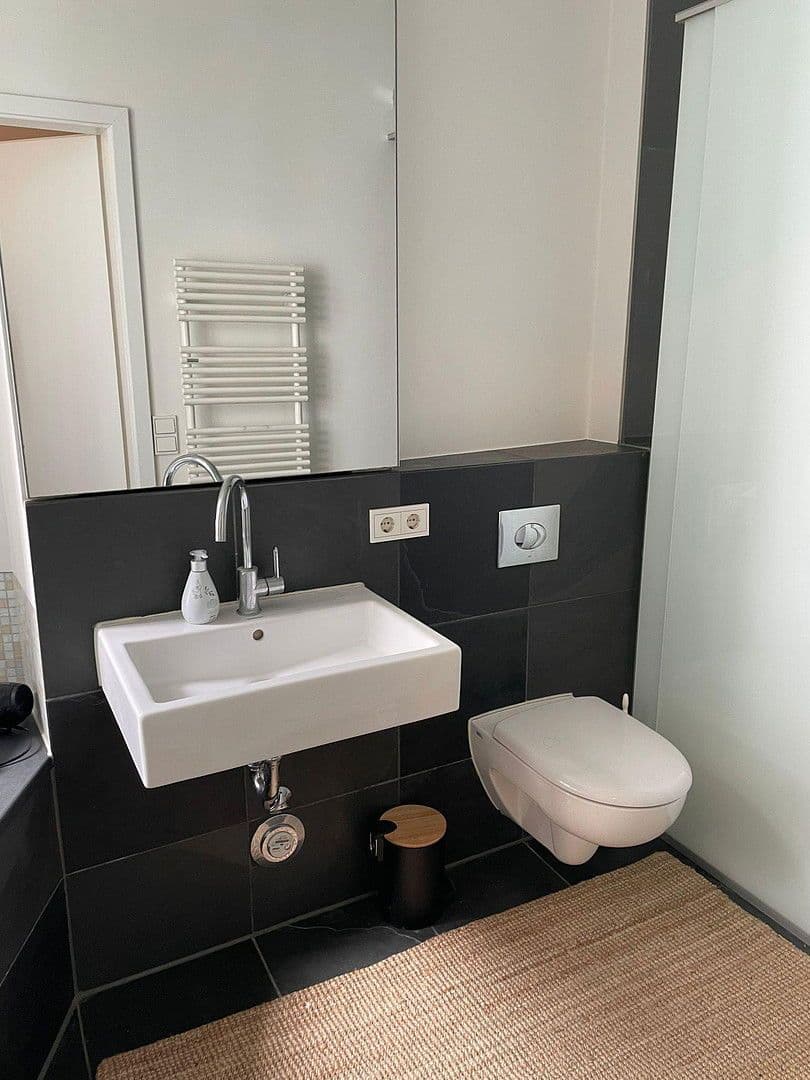 Pronájem bytu 4+1 137 m², Berlin, Berlín Pronájem bytu 4+1 137 m², Berlin, Berlín