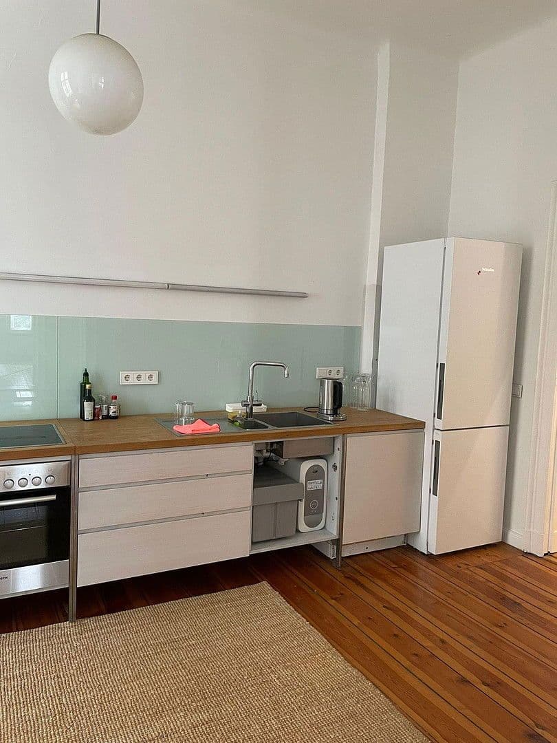 Pronájem bytu 4+1 137 m², Berlin, Berlín Pronájem bytu 4+1 137 m², Berlin, Berlín